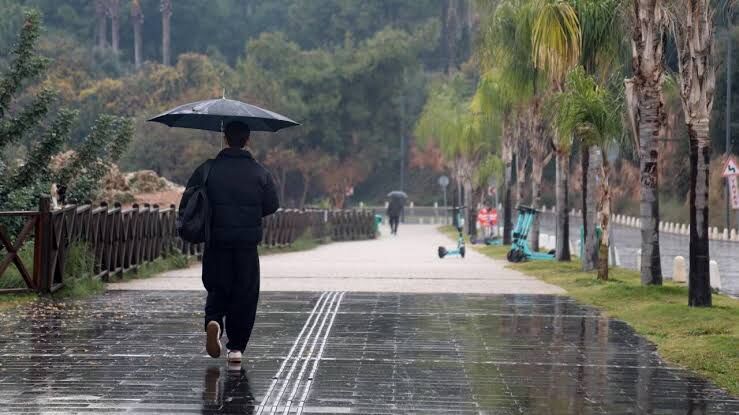 Antalya’nın 7 Ilçesine Kuvvetli Yağış Uyarısı (4)