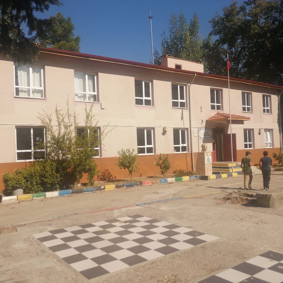 Antalya’nın Bu Okulunda Neler Oluyor Okulu Basıp Tehdit Savurdu Iddiası (2)