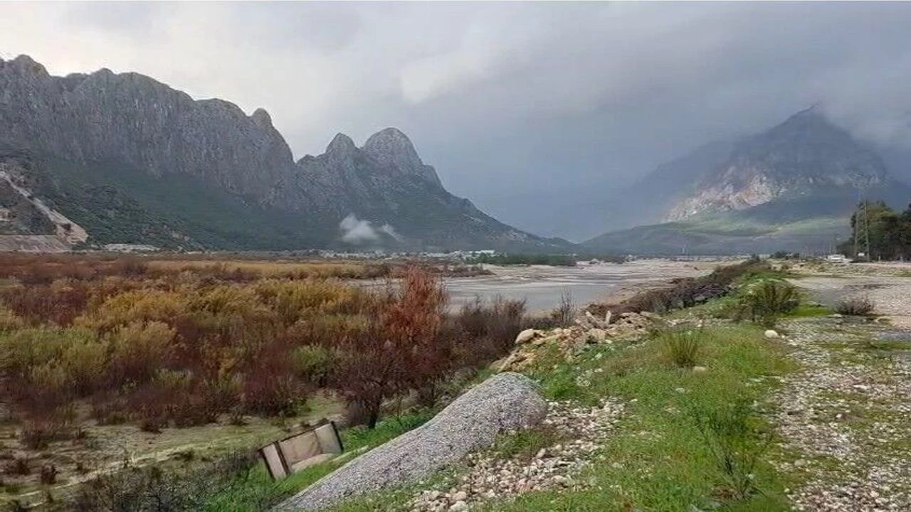 Antalya’nın Dünyaca Ünlü Sahili Için Kötü Haber! Antalya’da Denize Girilemeyecek (3)