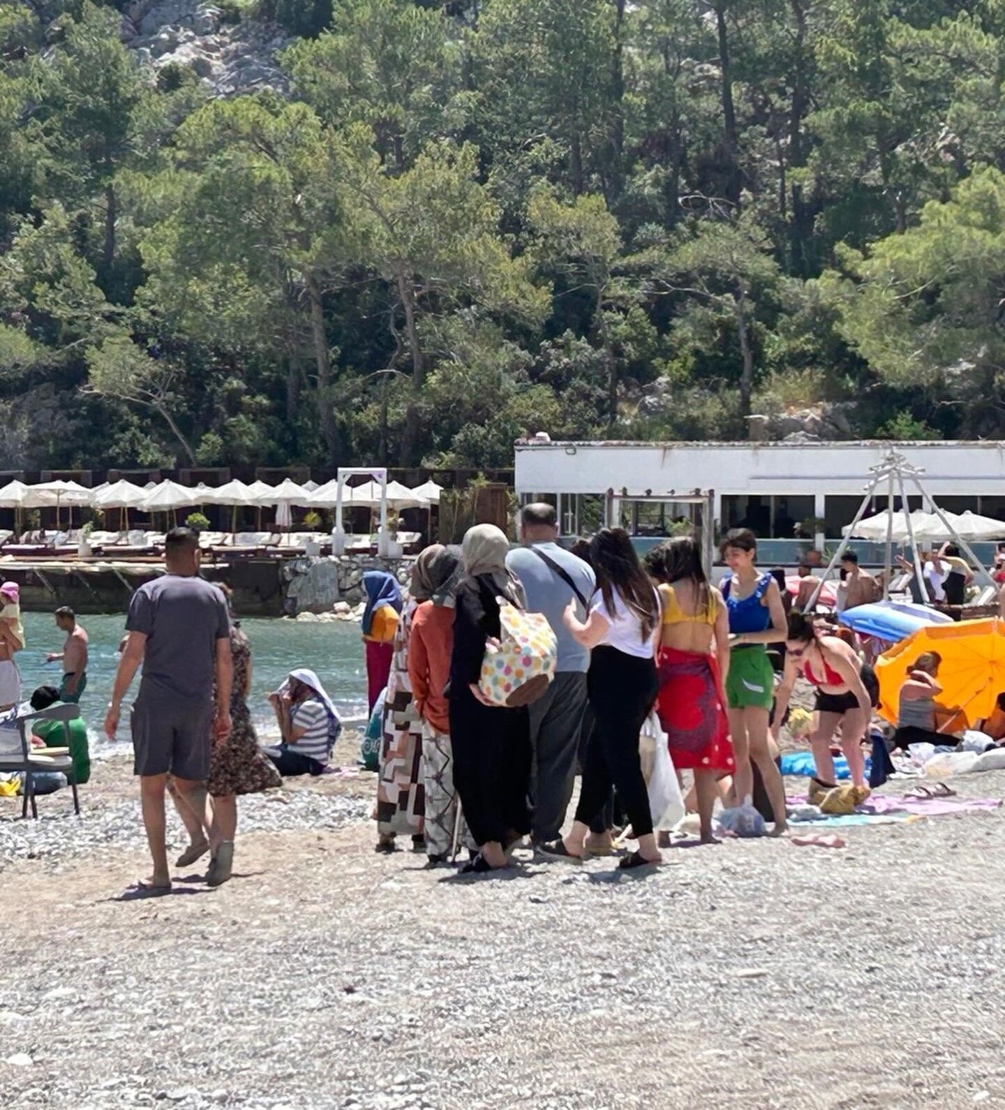 Antalya’nın Sahilinde Utanç Veren Görüntüler (4)