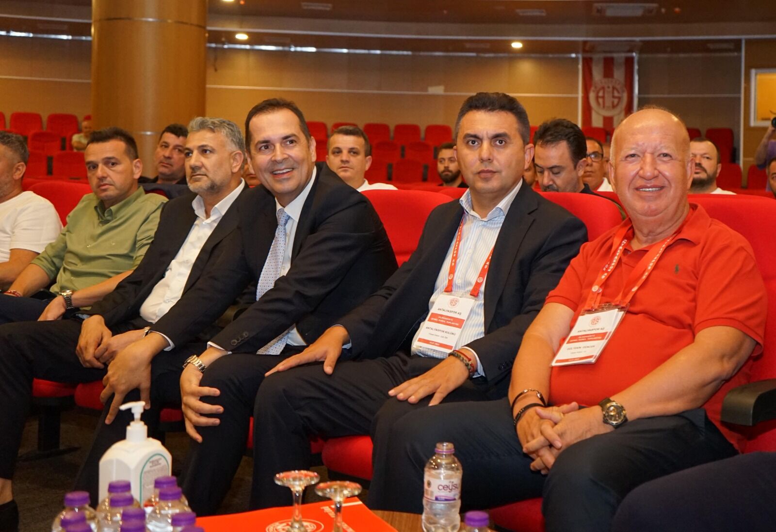 Antalyaspor’un Tarihi Seçiminin Davetiyesine, Ciddiyetsizlik Tepkisi (2)