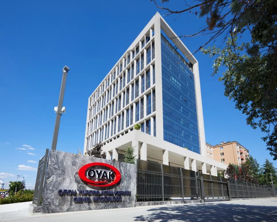 Aykut Kaya Oyak Tartismalarini Meclise Tasidi (2)