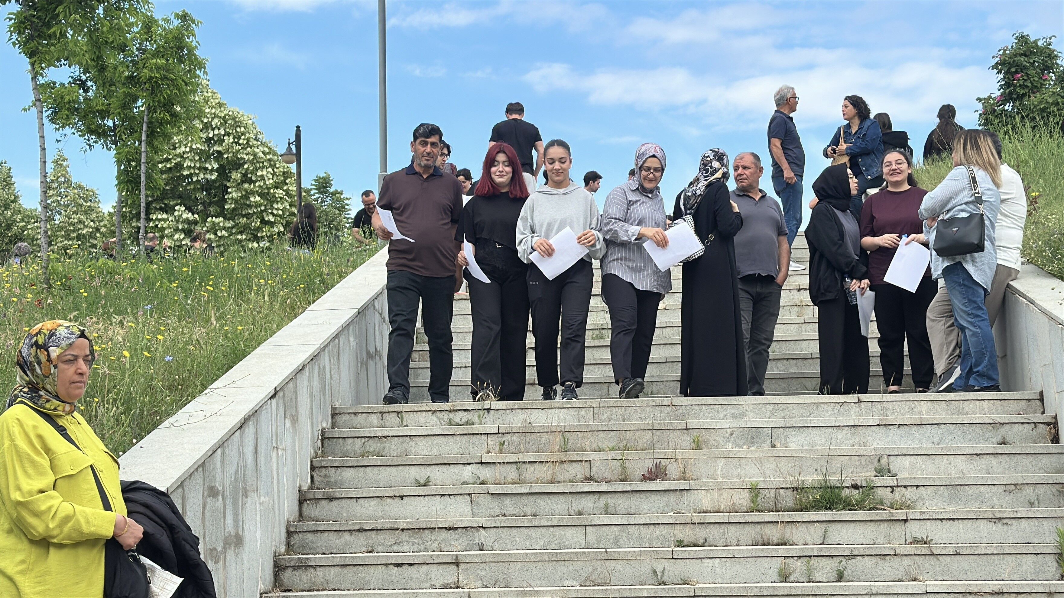 Burdur’da Aile Boyu Yks Heyecanı! Aynı Ailede 4 Kişi Sınava Girdi (5)