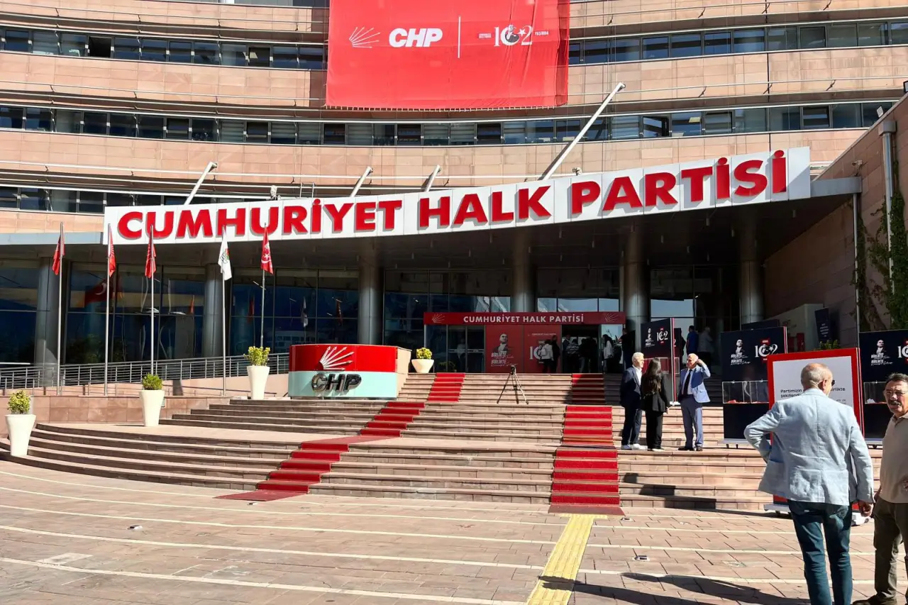 Chp Antalyada Kurultay Icin Imza Veren Isimler Belli Oldu (2)