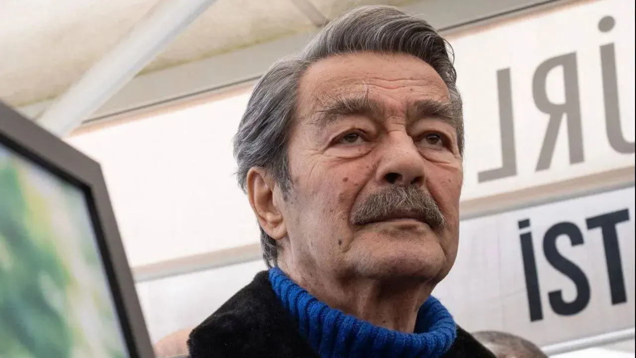 Kadir Inanir Hayatini Kaybetti (1)