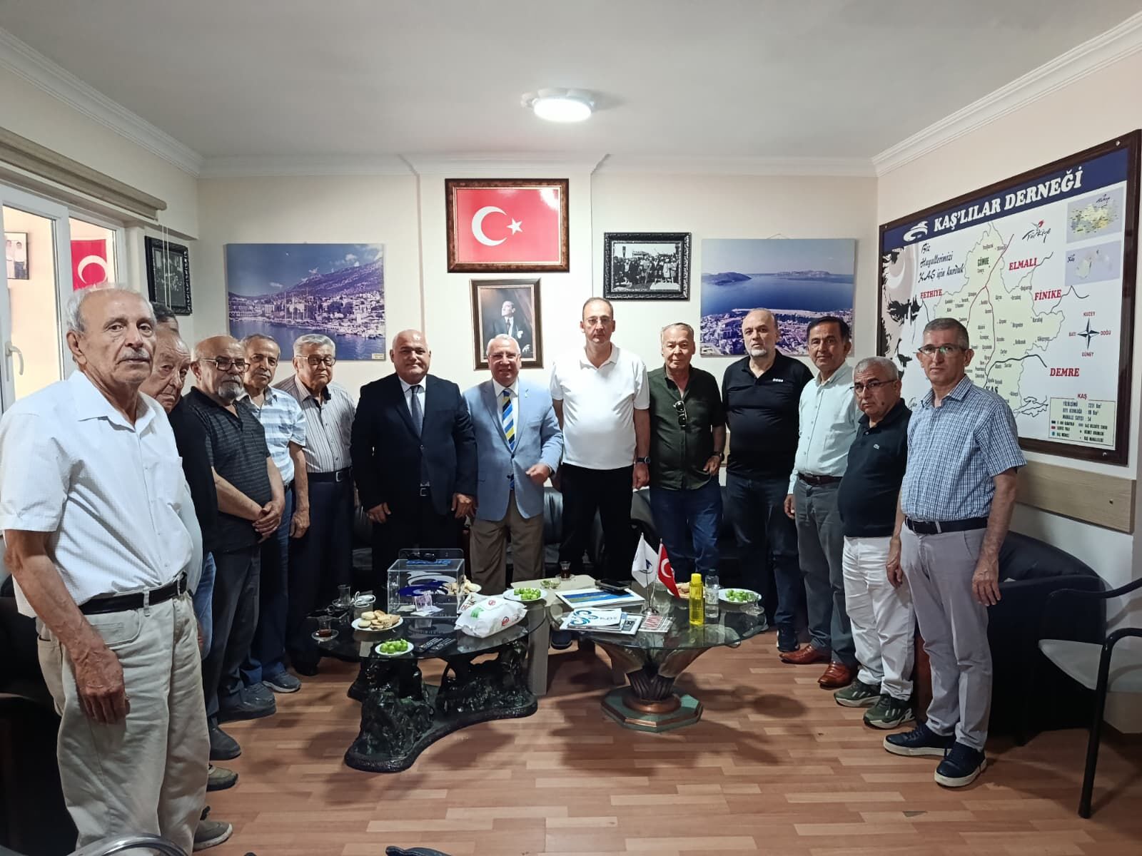 Kaşlılar Derneği’nde Tuncay Ercenk Buluşması (3)