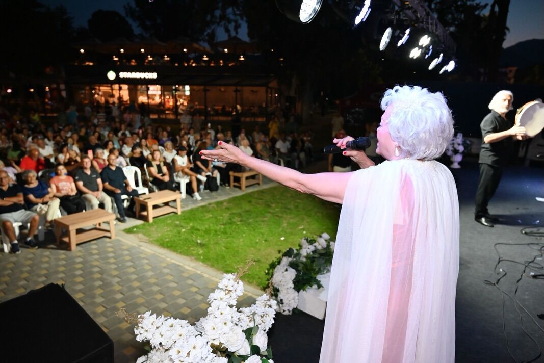 Kemerde Unutulmaz Gece (3)