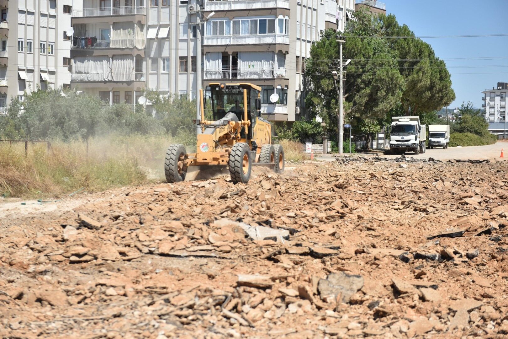 Kepez Belediyesi Dokundu Cadde Konforlu Hale Geldi (3)