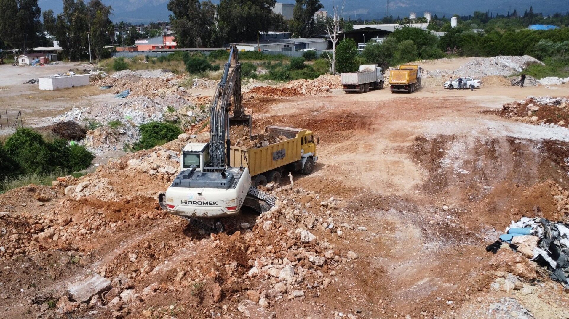 Kepez’in Yol Yatırımları Duraliler’de Hız Kesmiyor (1)