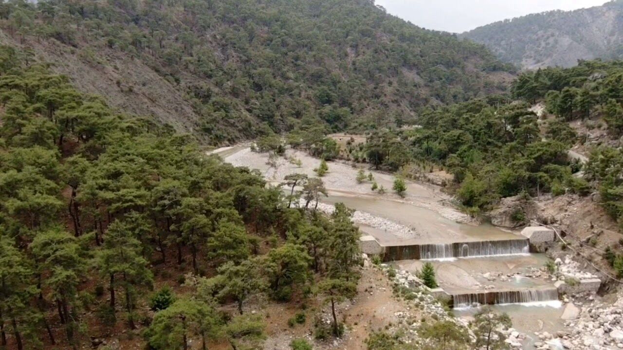 Konyaaltı Kıyıları Için Kritik Uyarı! Antalya Valiliği’nin Projesi Riski Artırabilir (1)