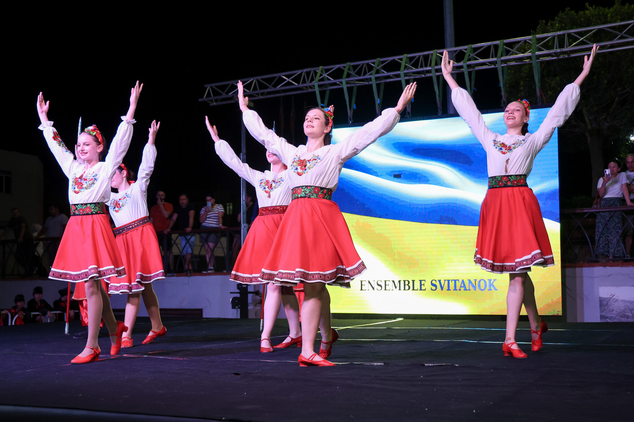 Manavgat’ta 12. Uluslararasi Halk Danslari Festivali Nefes Kesti (2)