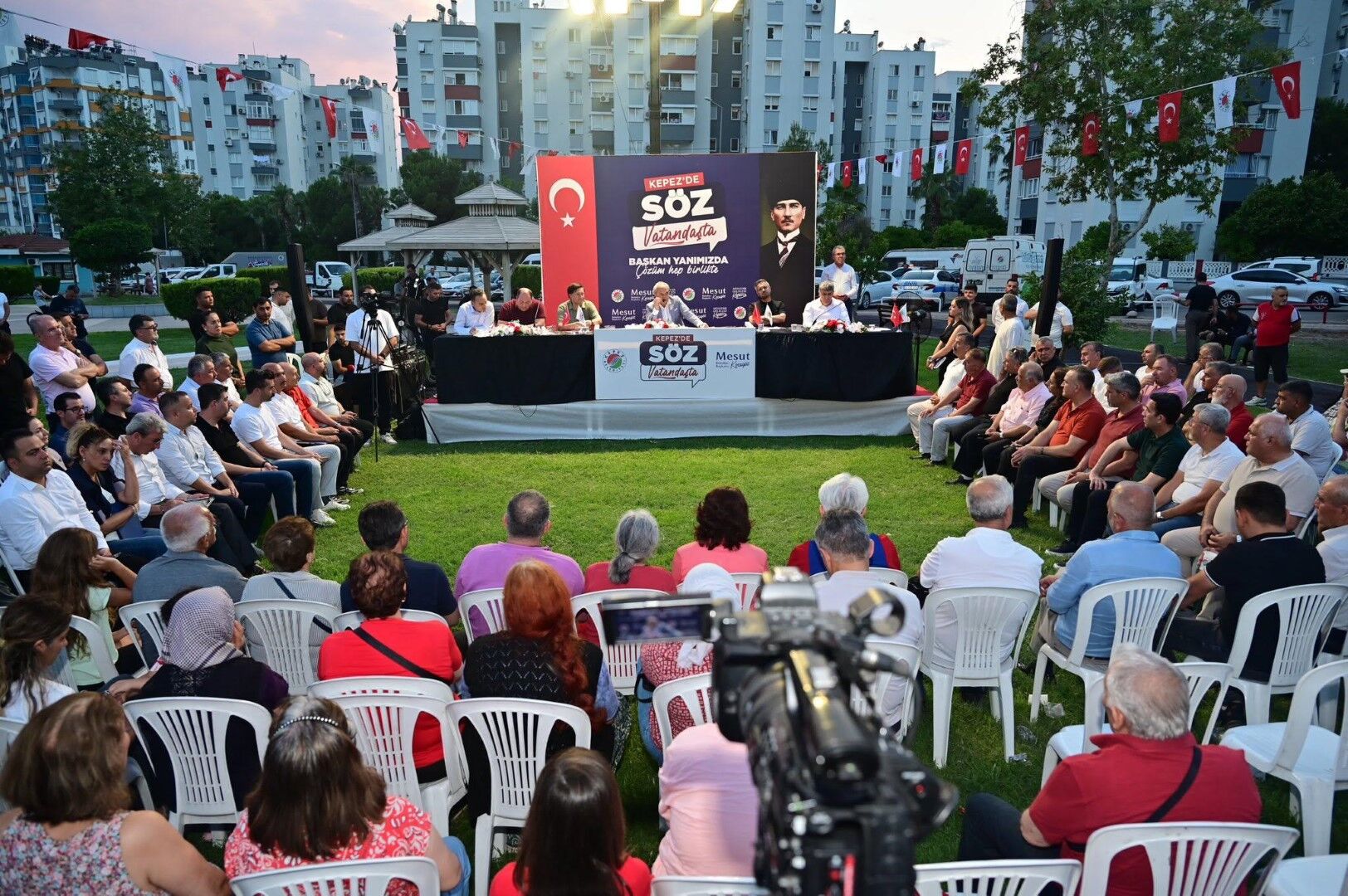 Mesut Kocagöz Sözü Halka Bıraktı (5)