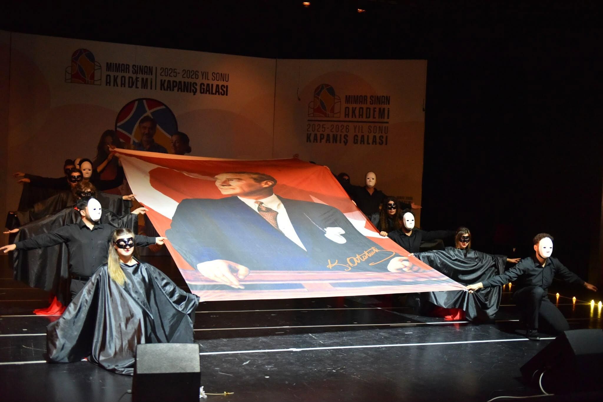 Mimar Sinan Akademi’den Yılsonuna Özel Sanat Performansı (1)