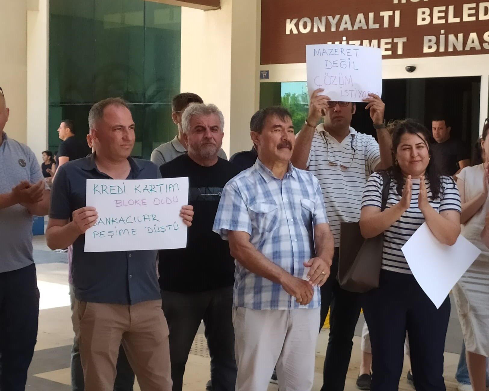 Yine Konyaaltı Belediyesi Yine Para Krizi (4)