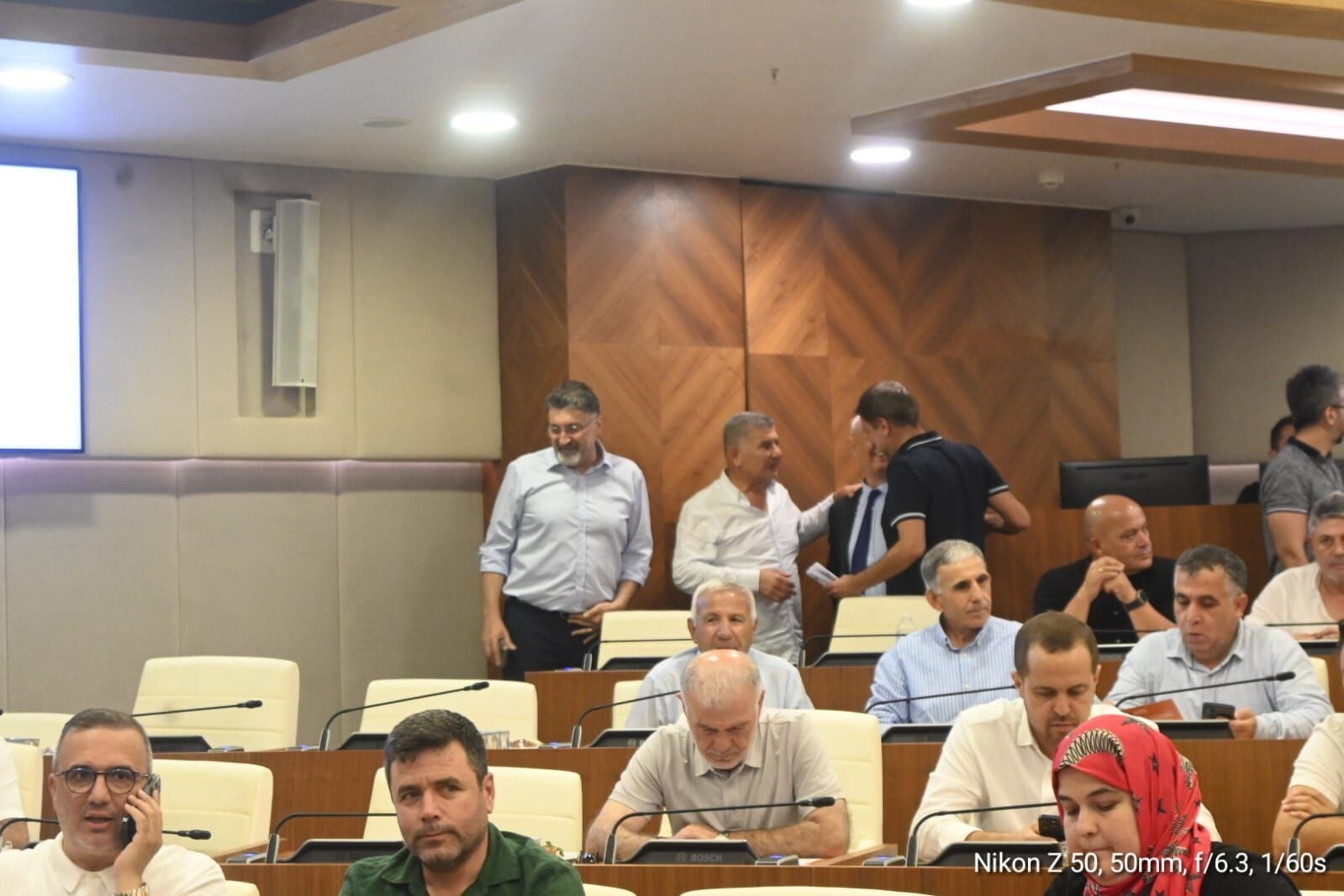Ak Parti’ye Geçen Kadir Kumbul Ilk Kez Mecliste (1)