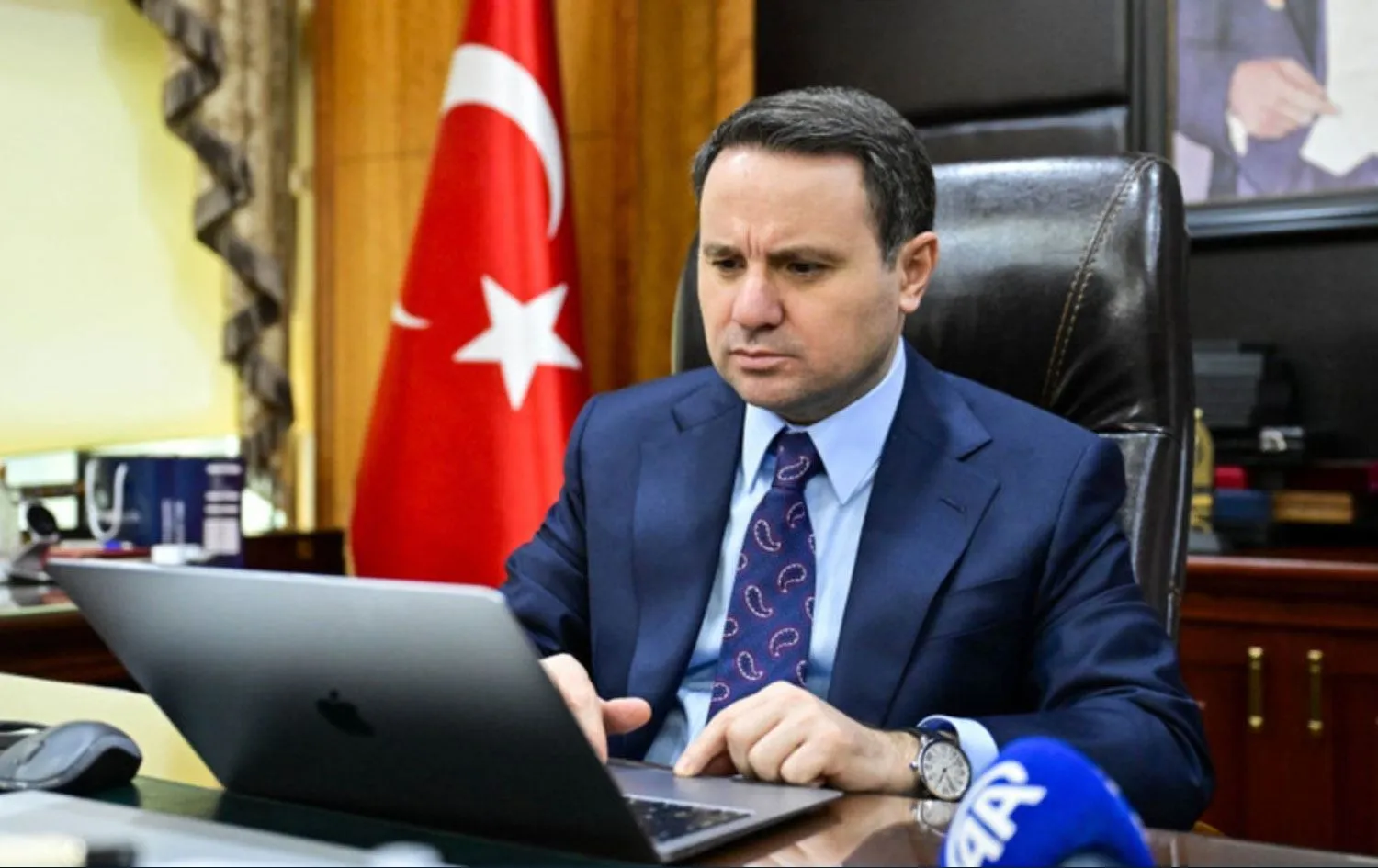 Akin Gurlek (1)