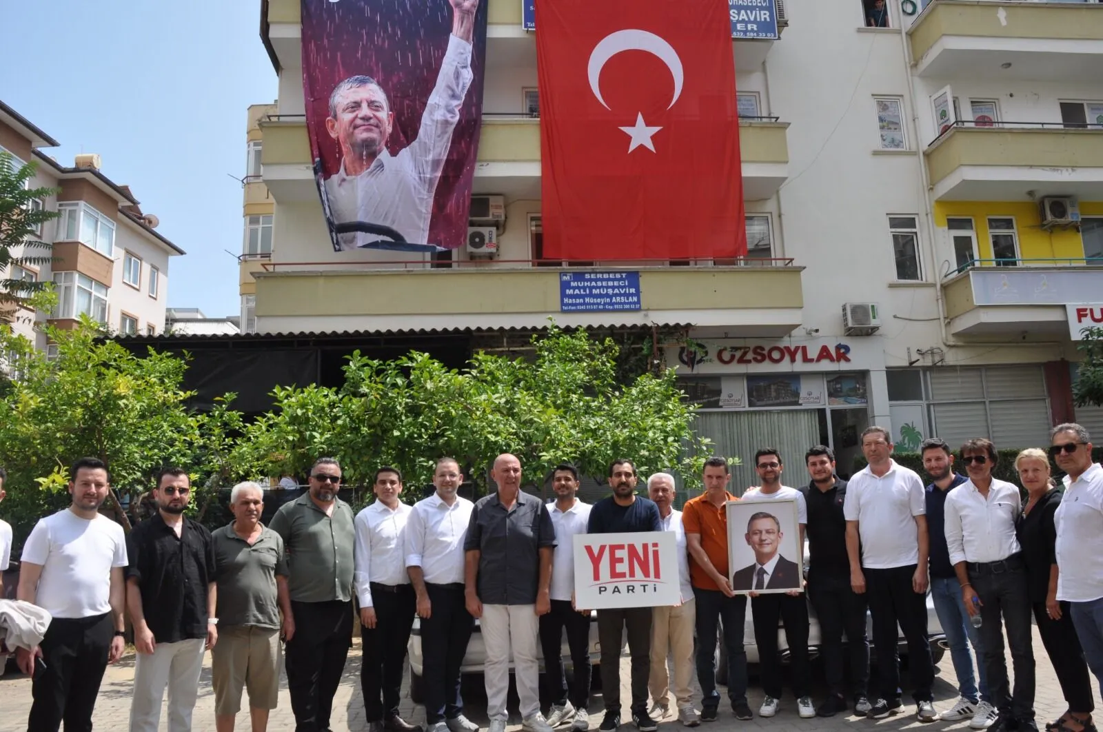 Alanya ‘İhanet’ Diyerek Chp’den Istifa Etti (1)-1