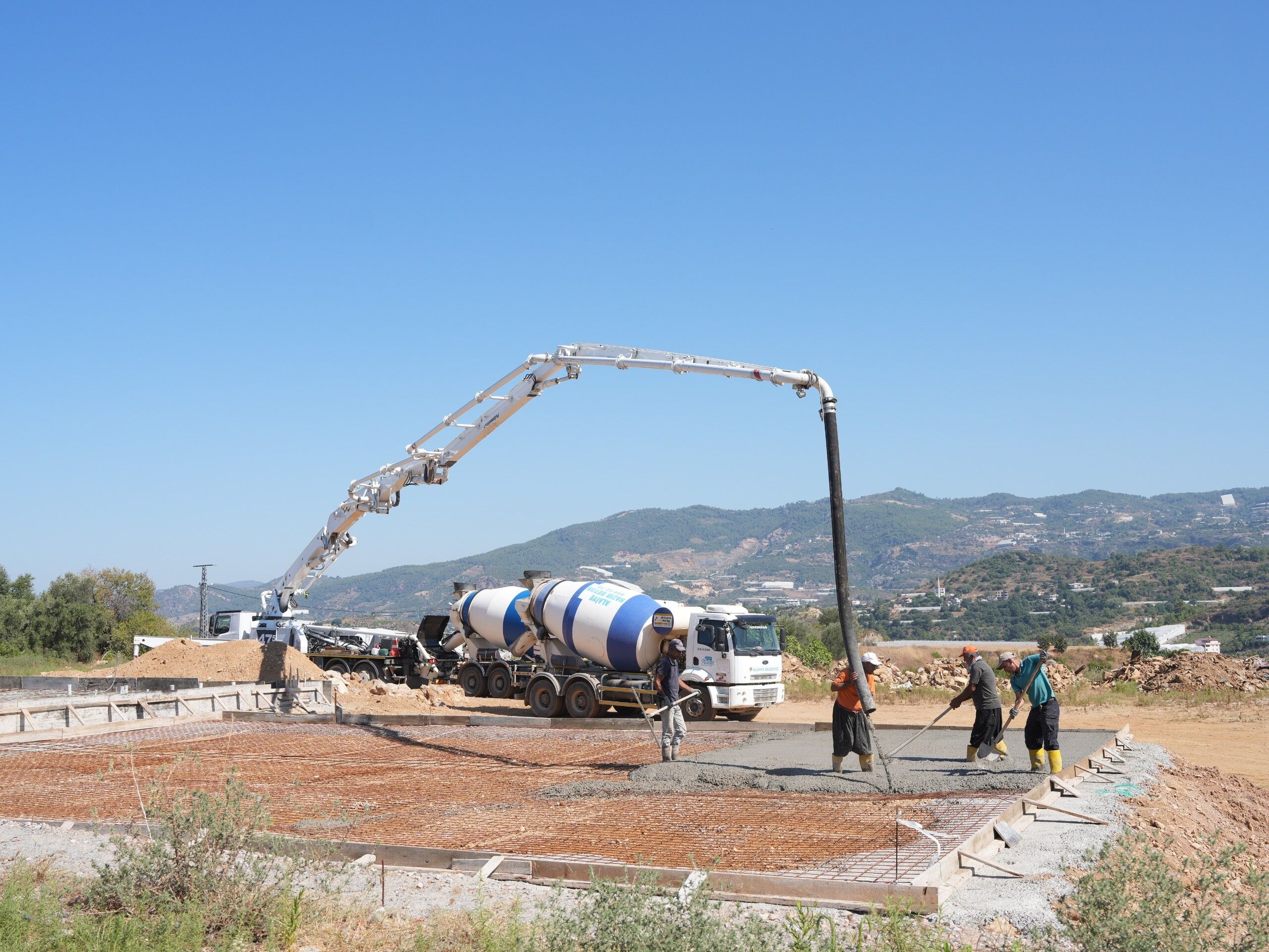 Alanya’da Merakla Beklenen Çok Amaçlı Yaşam Alanının Temeli Atıldı (2)