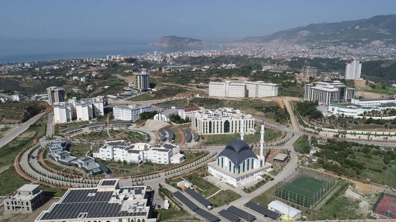 Alku Akademik Kadrosunu Genisletiyor (2)