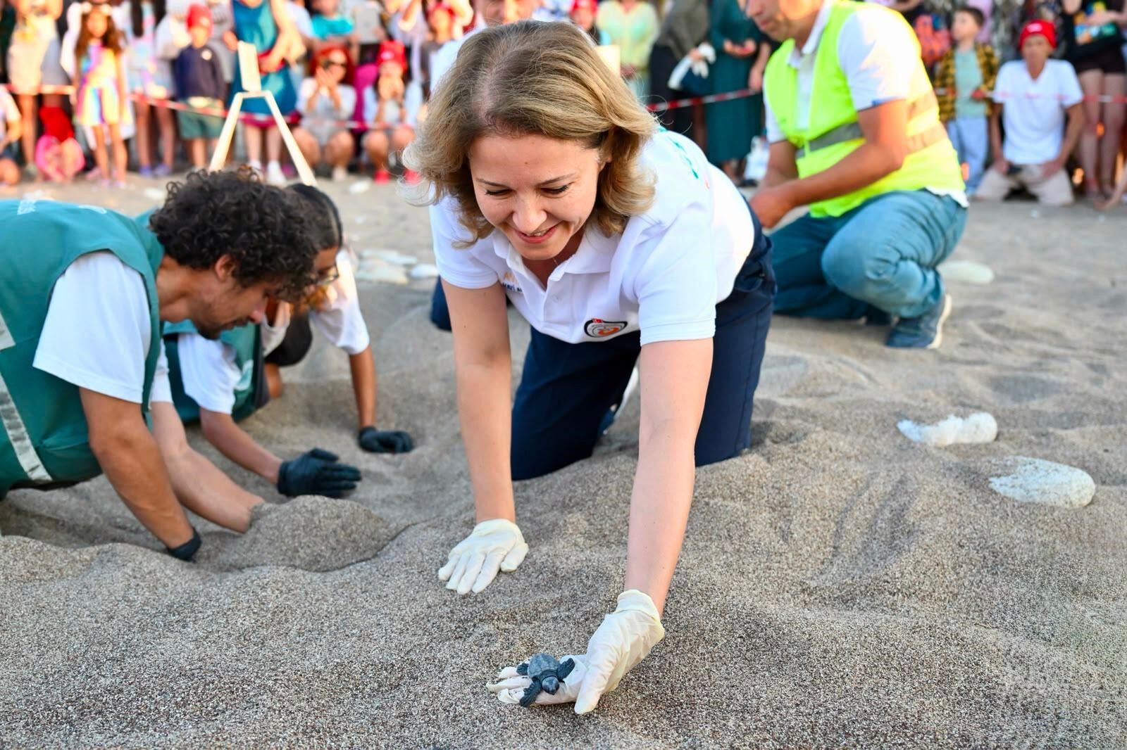 Antalya Çıralı ’Da Caretta Caretta Yavruları Denizle Buluştu (1)