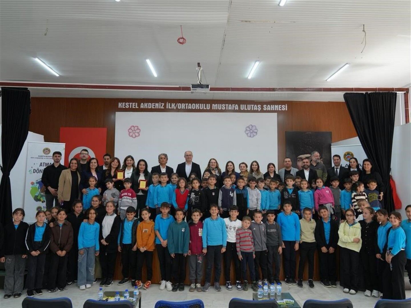 Antalya Geleceğe Yatırım Yaptı 3 Bin Öğrenci Geleceğe Hazırlandı (2)