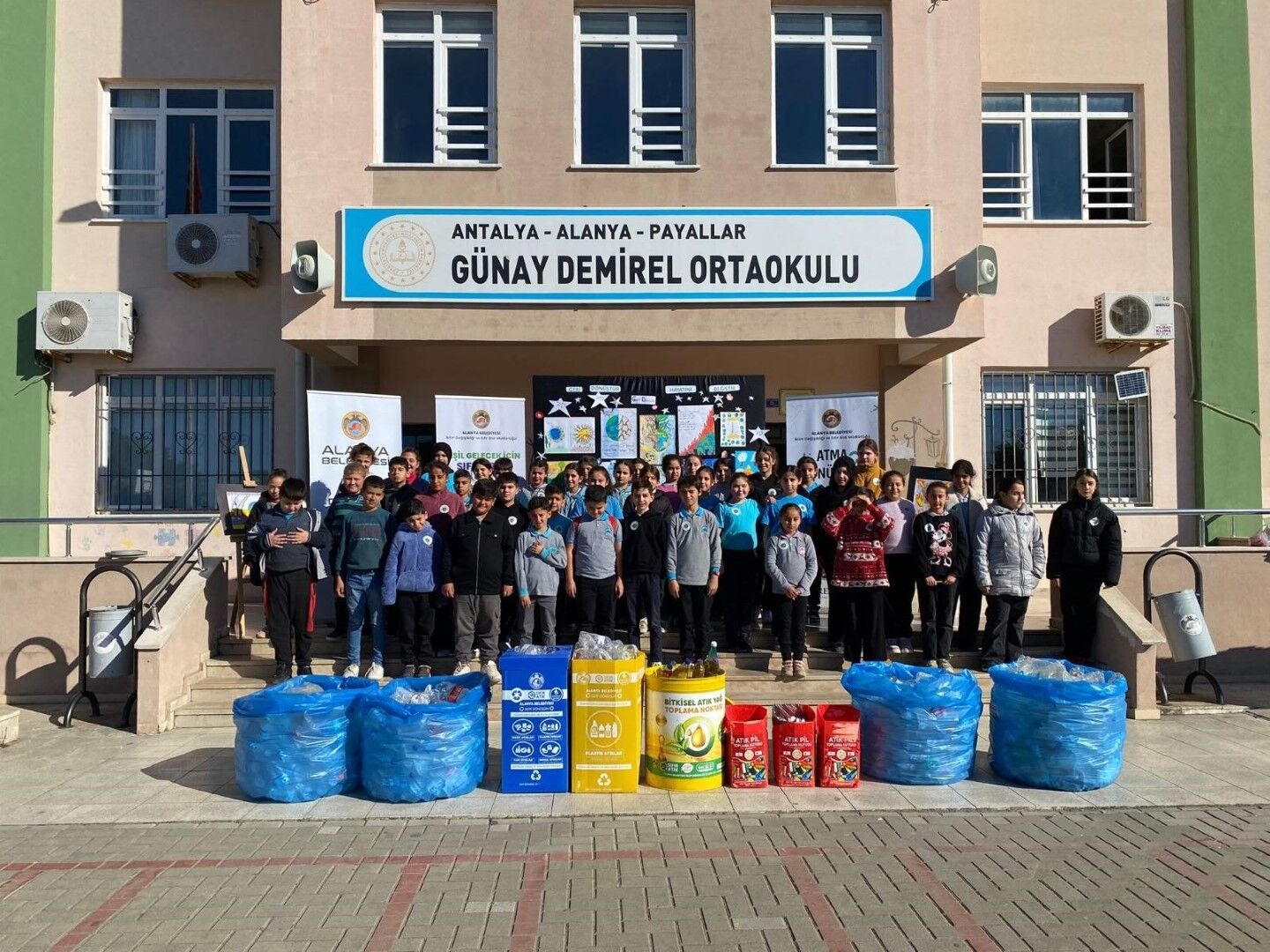 Antalya Geleceğe Yatırım Yaptı 3 Bin Öğrenci Geleceğe Hazırlandı (4)