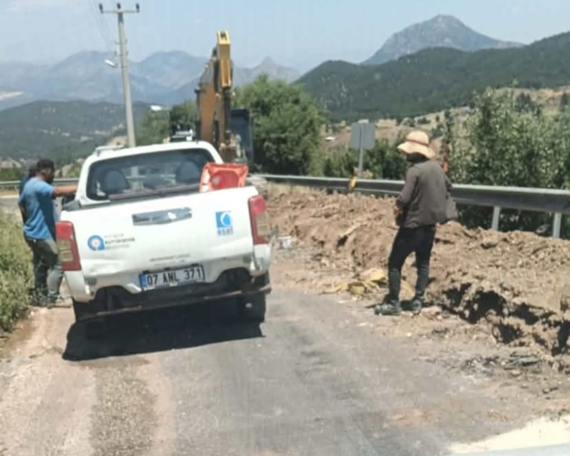 Antalya Konyaaltı’nda 40 Saati Aşan Su Kesintisi Isyan Ettirdi (4)