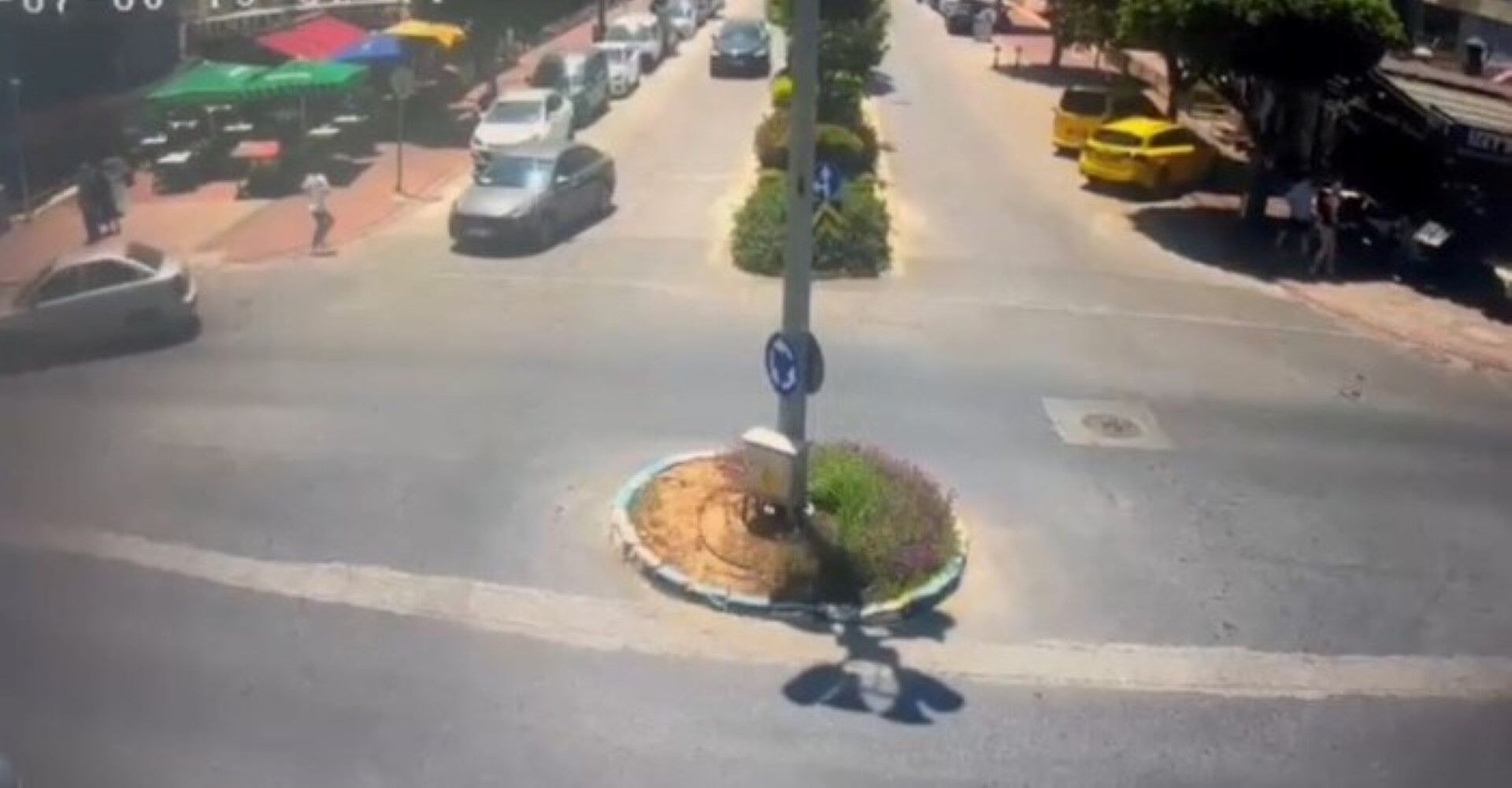Antalya’da Böyle Gaspçı Görülmedi İçinde Çocuk Olan Otomobili De Kaçırdı (3)
