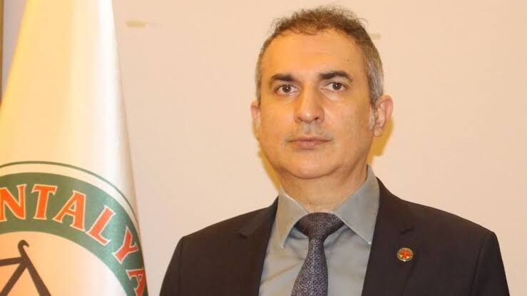 Antalyada Konteyner Adliye Iddiasi Ortaligi Karistirdi (1)