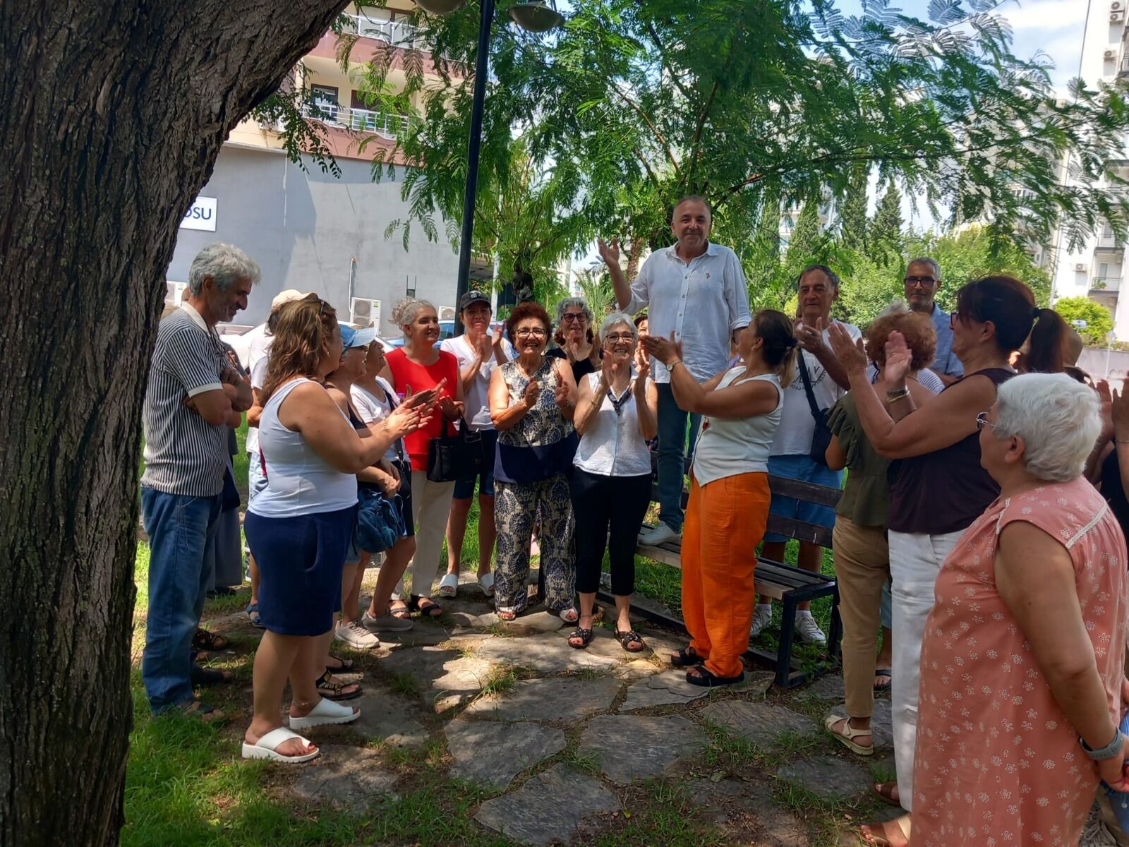 Antalya’da Mahalle Sakinleri Toplanıp Yeni Parti’ye Geçiş Kararı Aldılar (6)