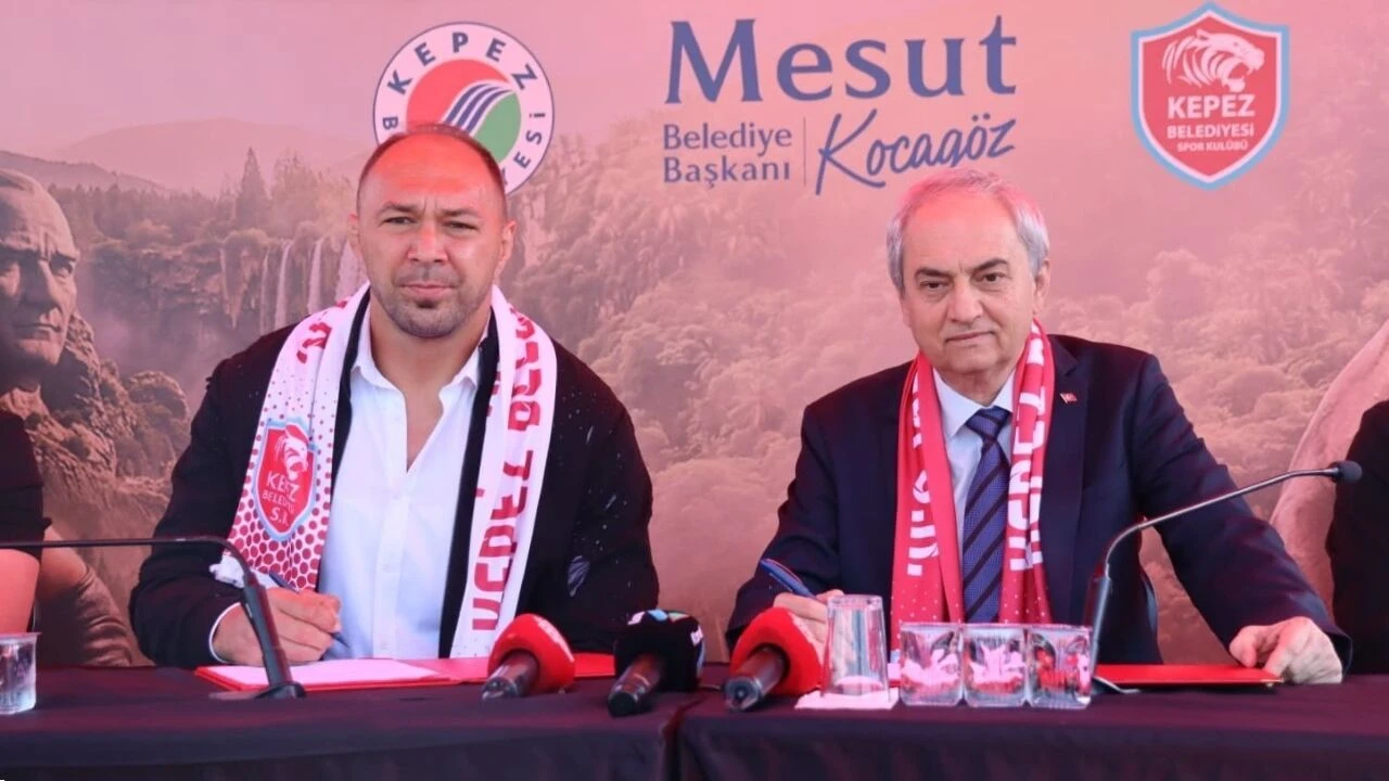 Antalyada Nefesler Tutuldu Gözler Ali Gürbüzde (1)-1