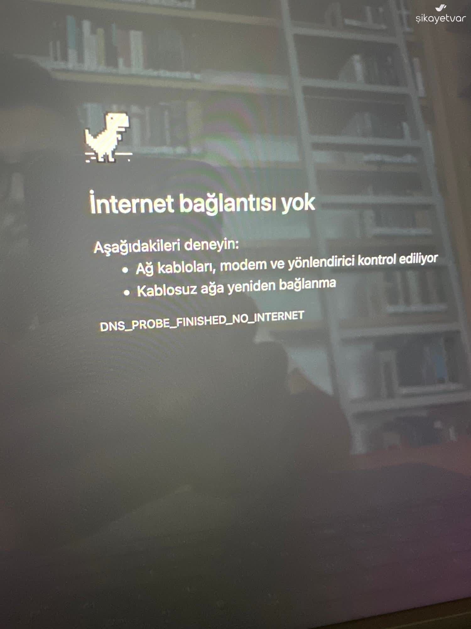 Antalya’daki Kütüphanede Internet Çöktü! Öğrenciler Isyan Etti (4)