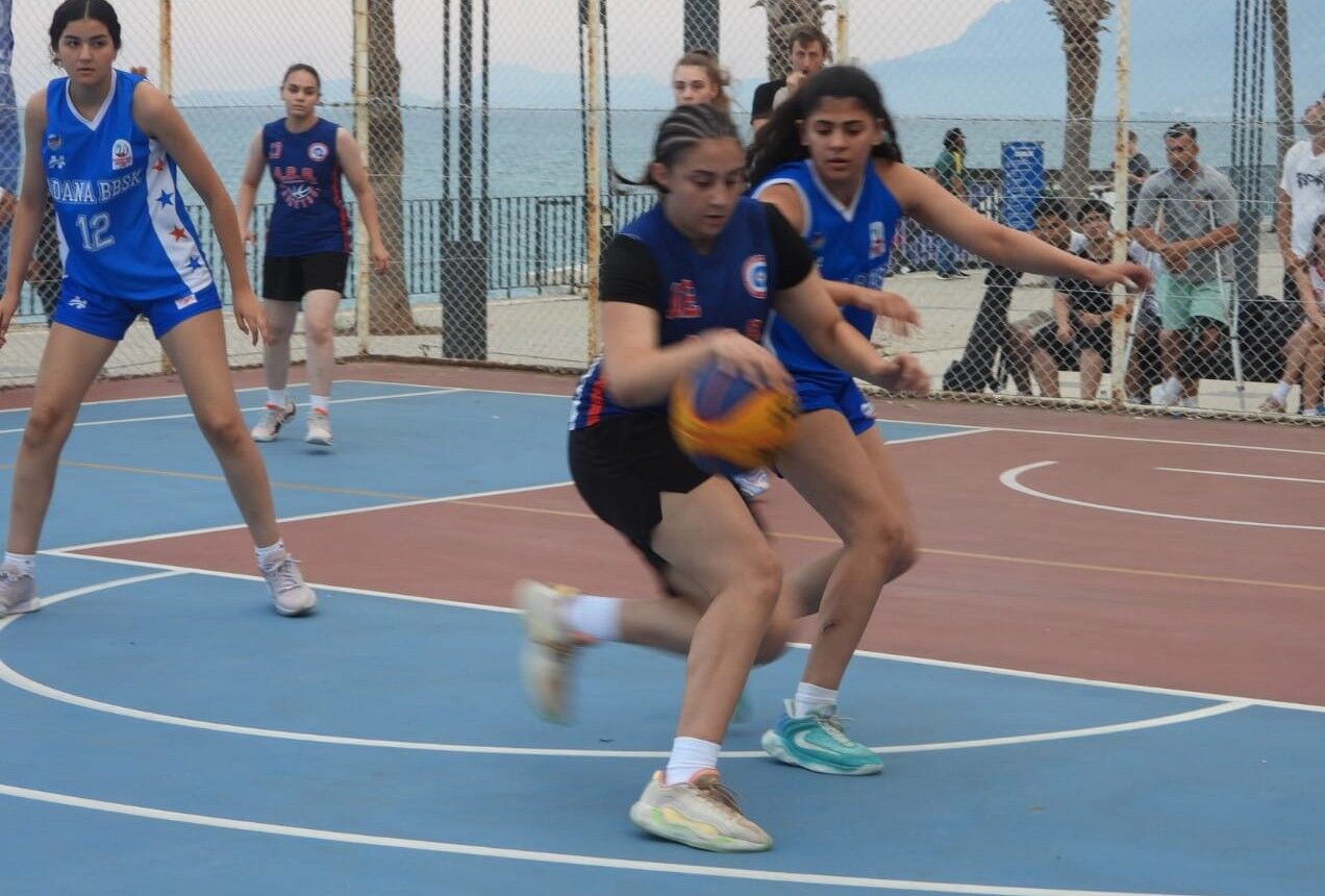 Antalya’nın 3 Bin 900 Basketbolcu, 6 Bin 500 Maç Oynadı (4)