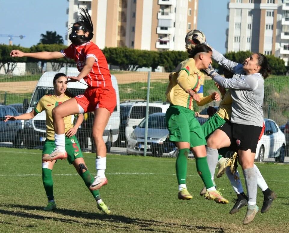 Antalya’nın Süper Lig Temsilcisi Kaderine Terk Edildi (6)