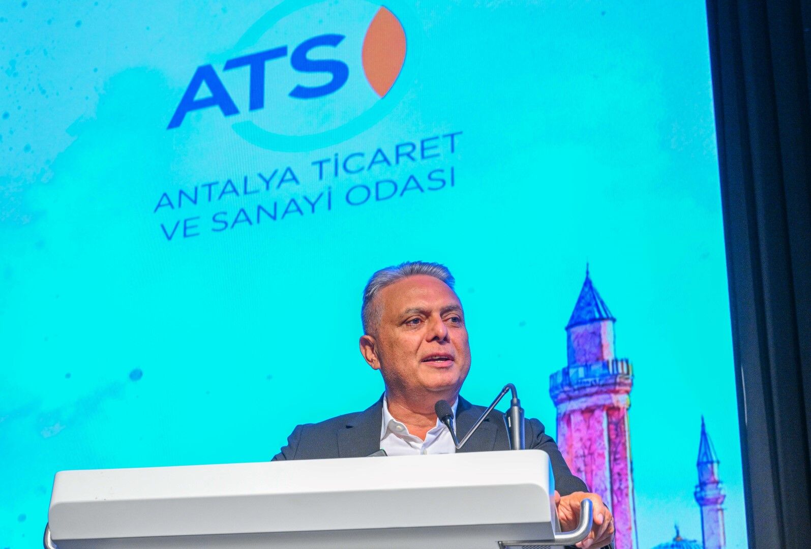 Antalyanın Tarihi Kaleiçinin Sorunları Belirlendi Ve Çözümler Bulundu (6)