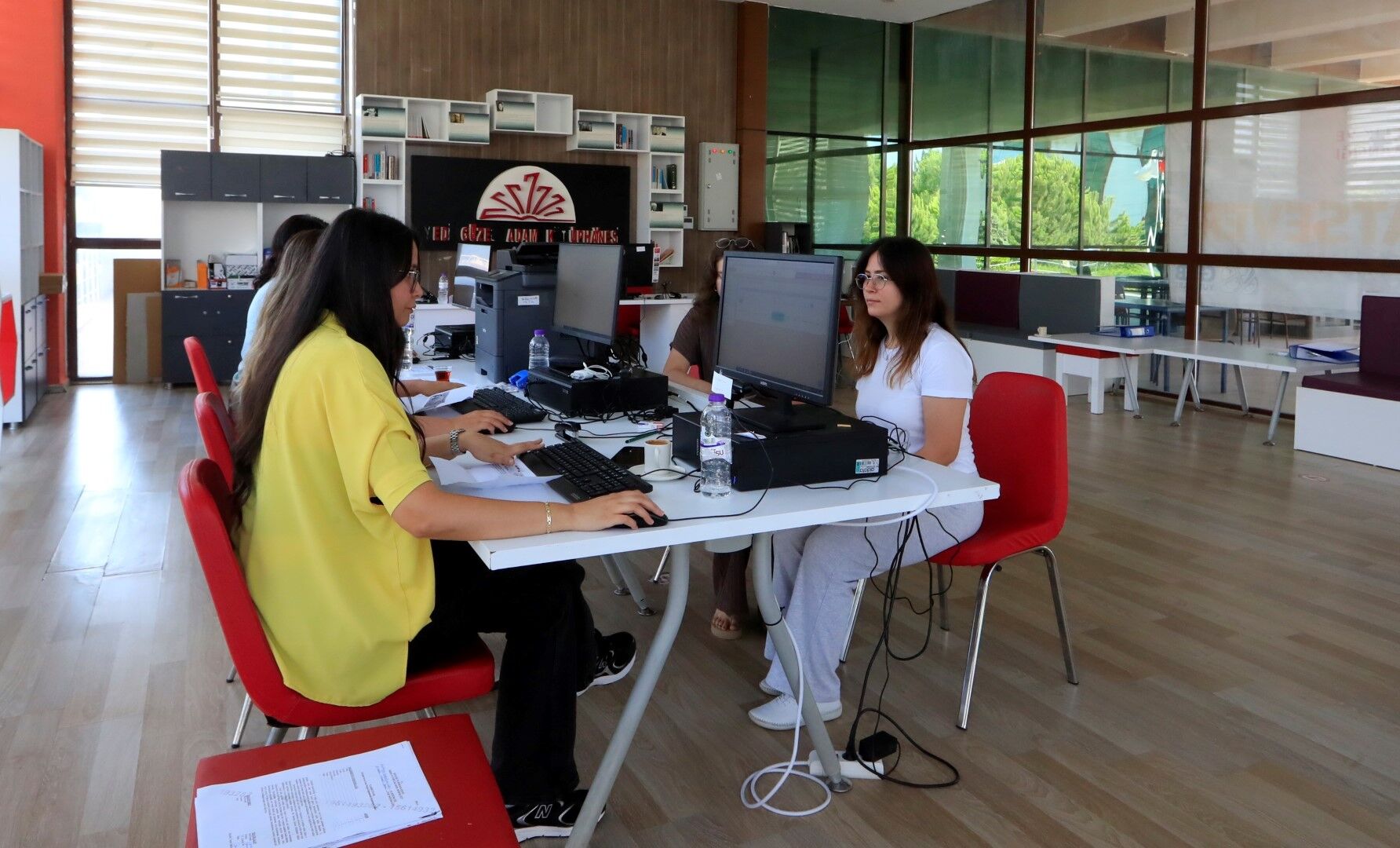 Antalya'nın Yurtlarında Gençler Uygun Fiyata Tatil Yapıyor (3)