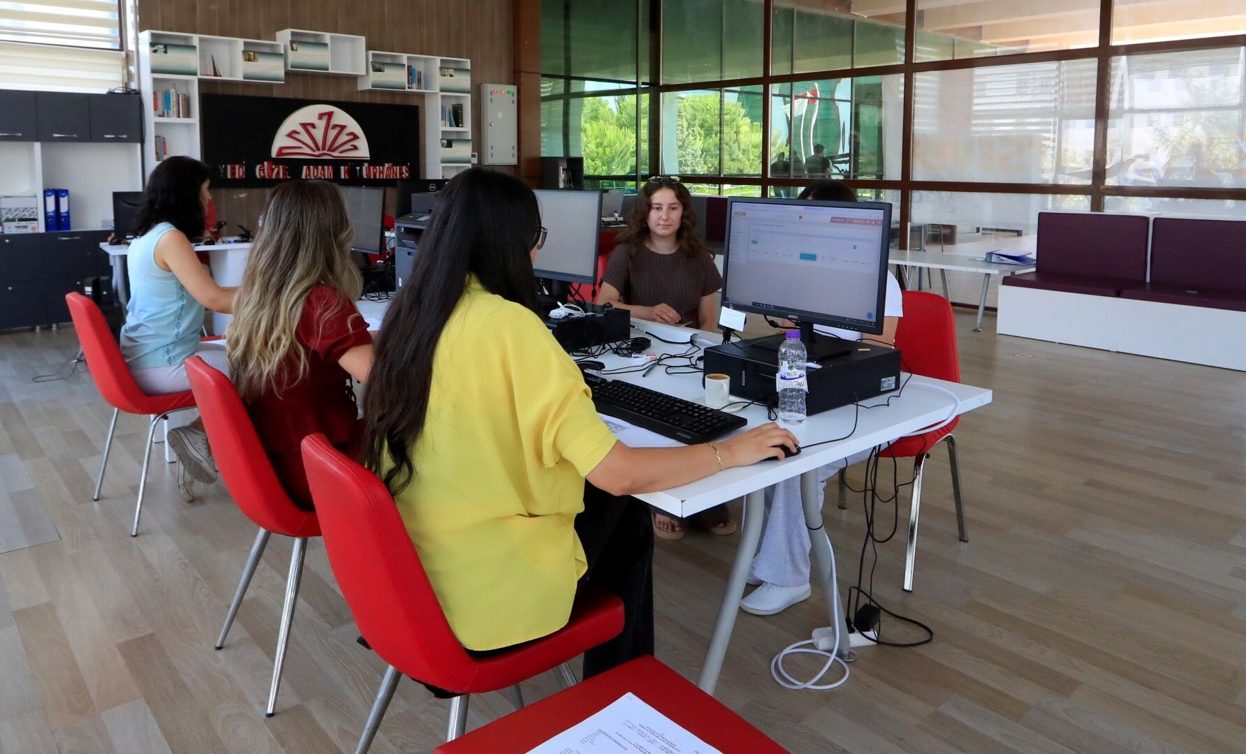 Antalya'nın Yurtlarında Gençler Uygun Fiyata Tatil Yapıyor (5)