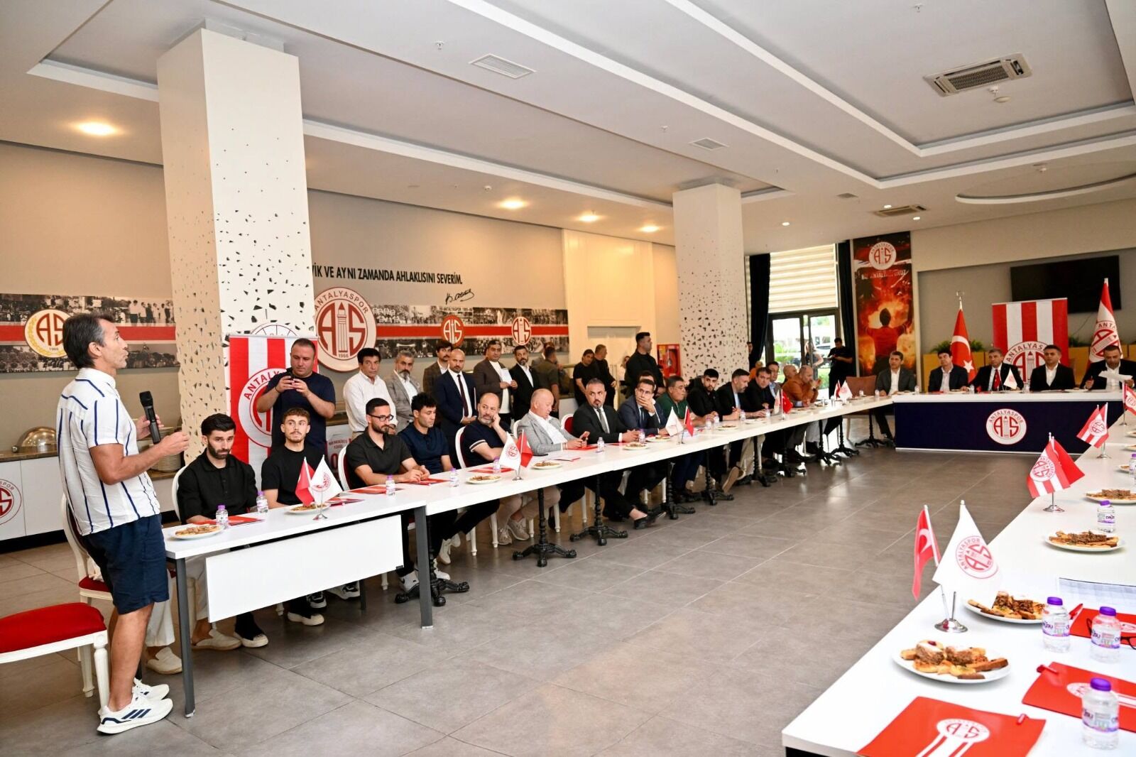 Antalyaspor Başkanından Umut Veren Açıklama (1)