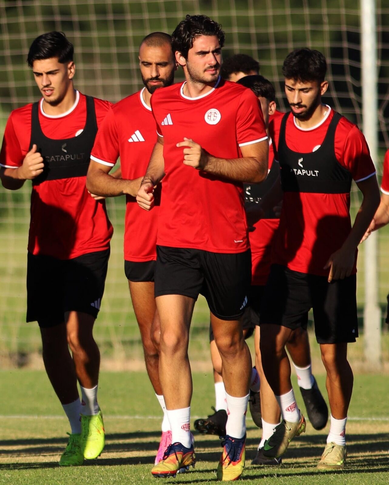Antalyasporda Merakla Beklenen Kadro Şekilleniyor (2)