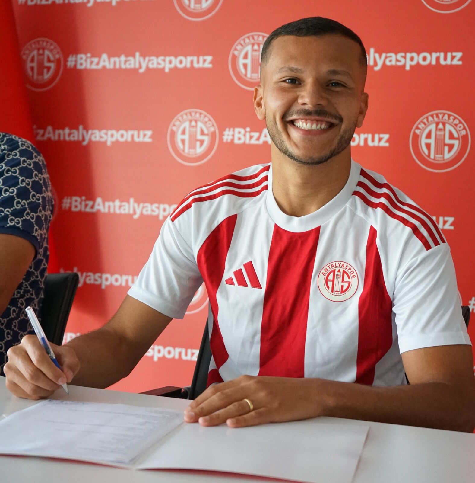 Antalyaspor’un Fi̇fa’daki Dosya Sayısı 16’Ya Çıktı (3)