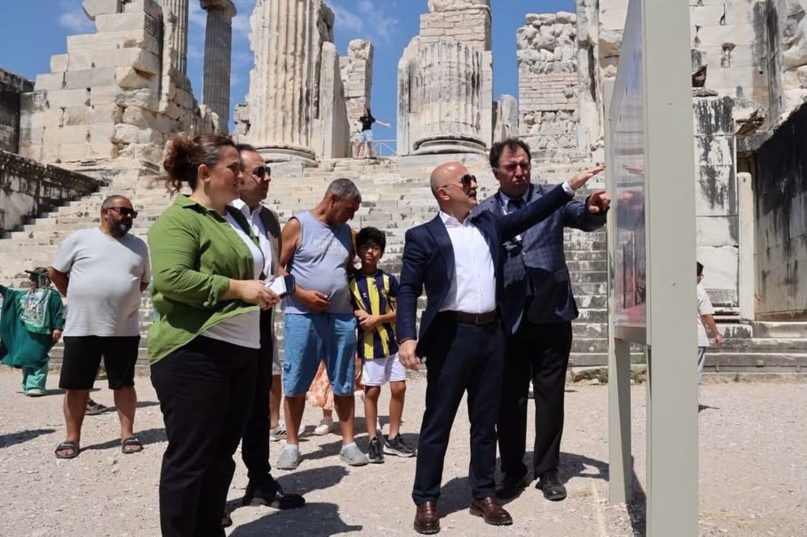 Aydın Valisi Osman Varol’dan Anlamlı Ziyaret (1)
