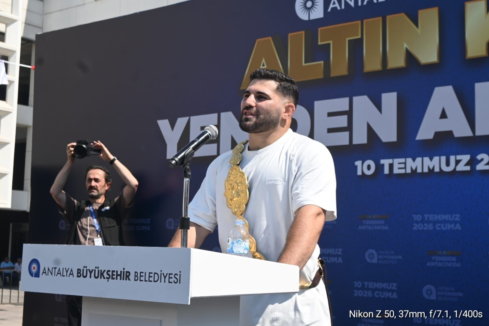 Büşra Özdemir Kırkpınar Başpehlivanı Erkan Taş I Karşıladı (3)