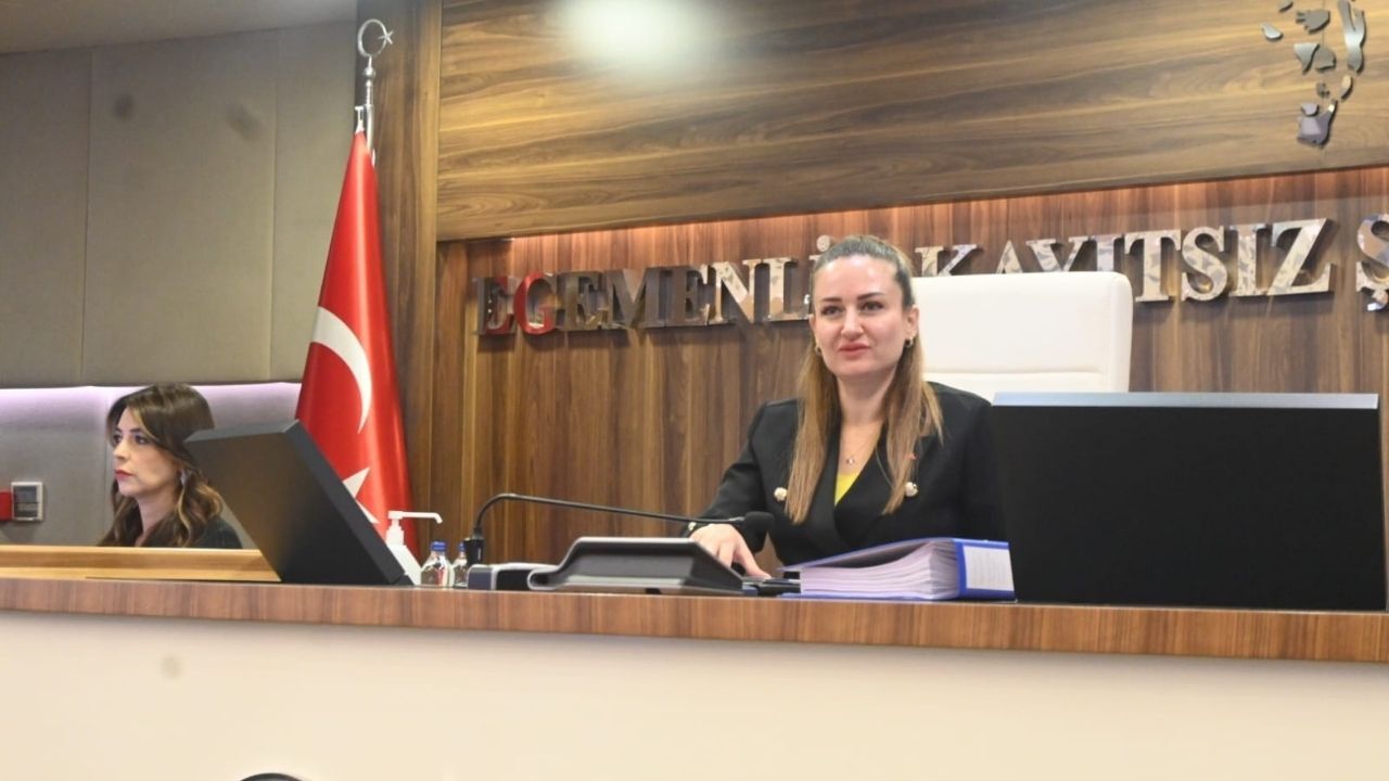Büsra Özdemir Sert Cıktı