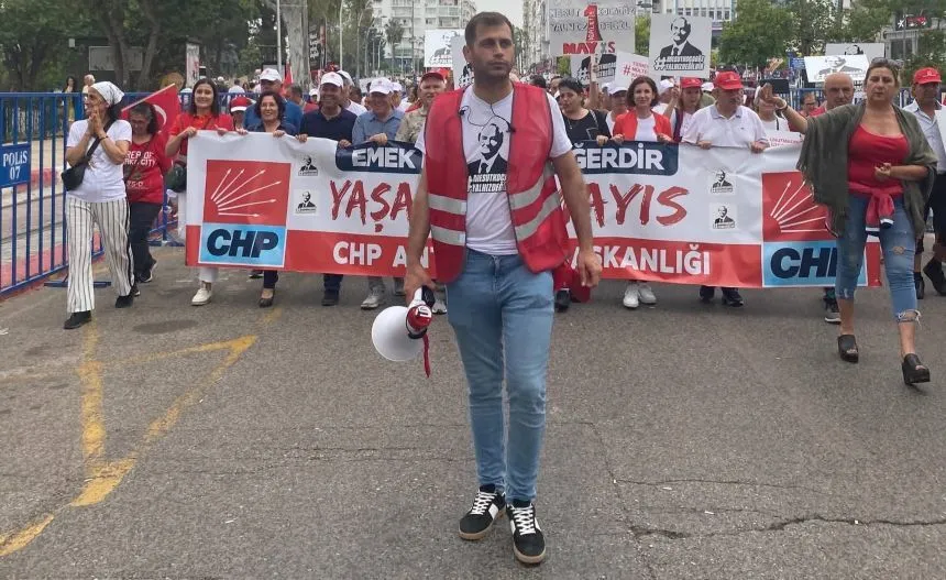 Chp Antalya Gençlik Kolları’nda Toplu Istifa (7)