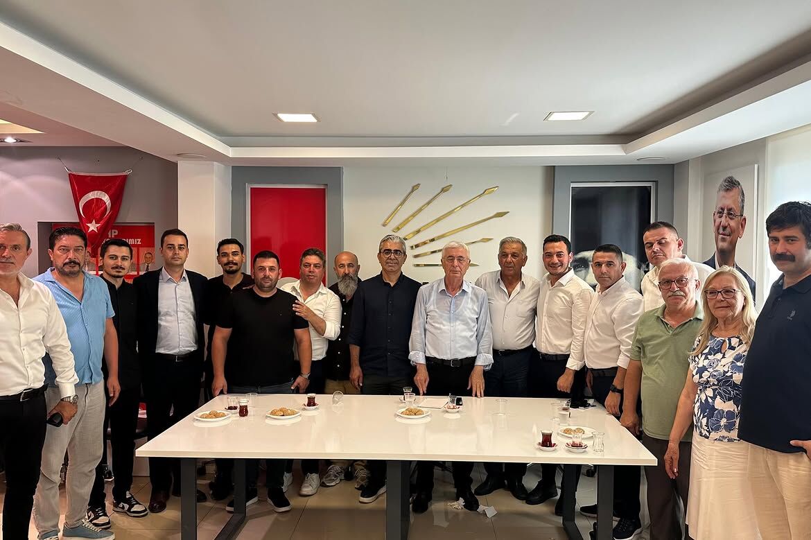 Chp Antalya’da Yeni Gerilim! Chp’li Turhat Görevden Almaya Rest Çekti (3)