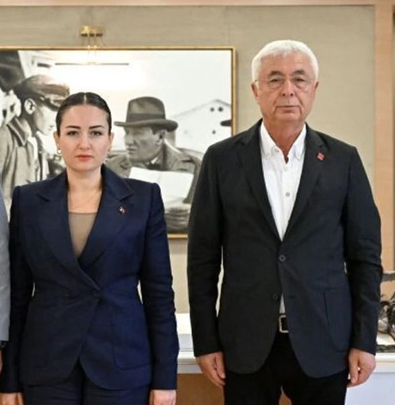 Chp Grup Toplantısı Öncesi Gözler Büşra Özdemir’de (2)
