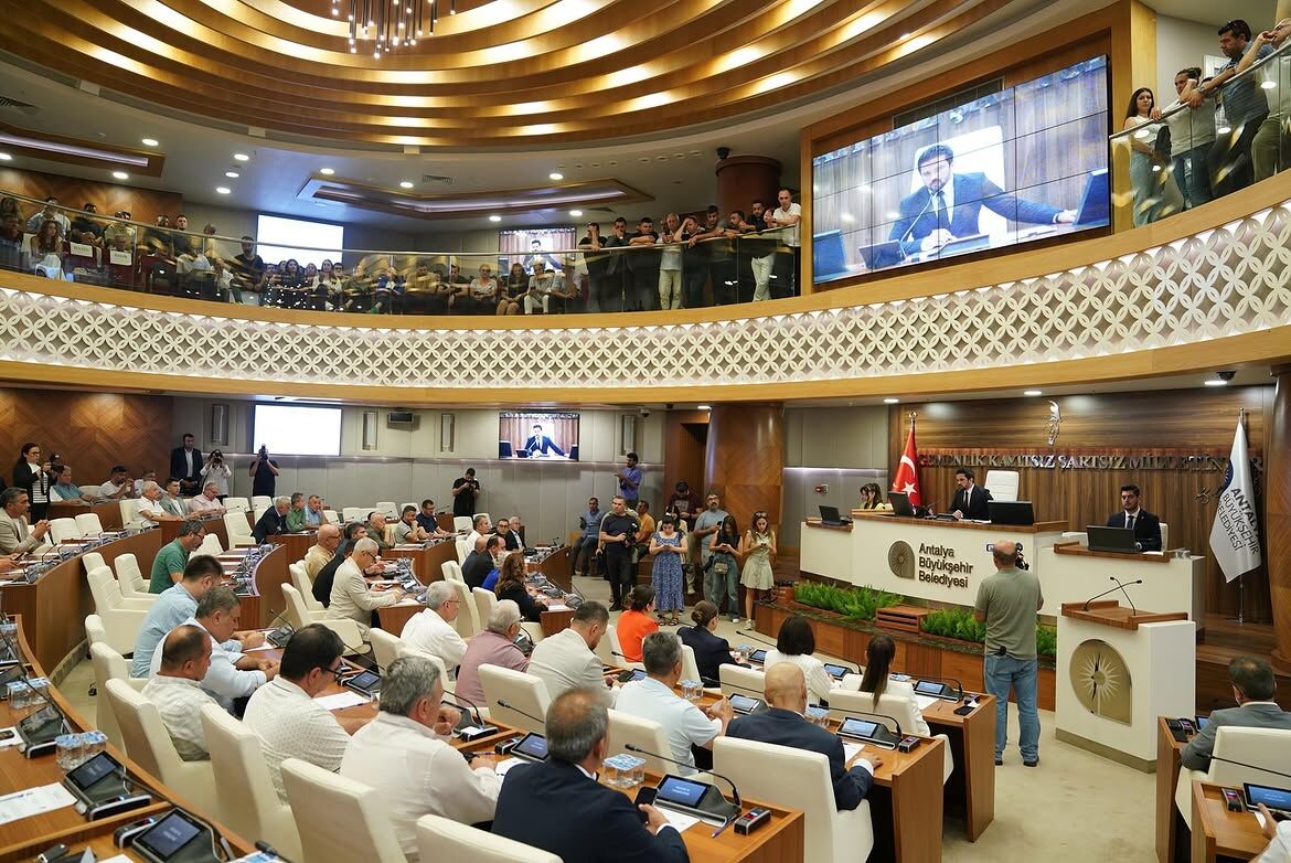 Chp Grup Toplantısı Öncesi Gözler Büşra Özdemir’de (4)