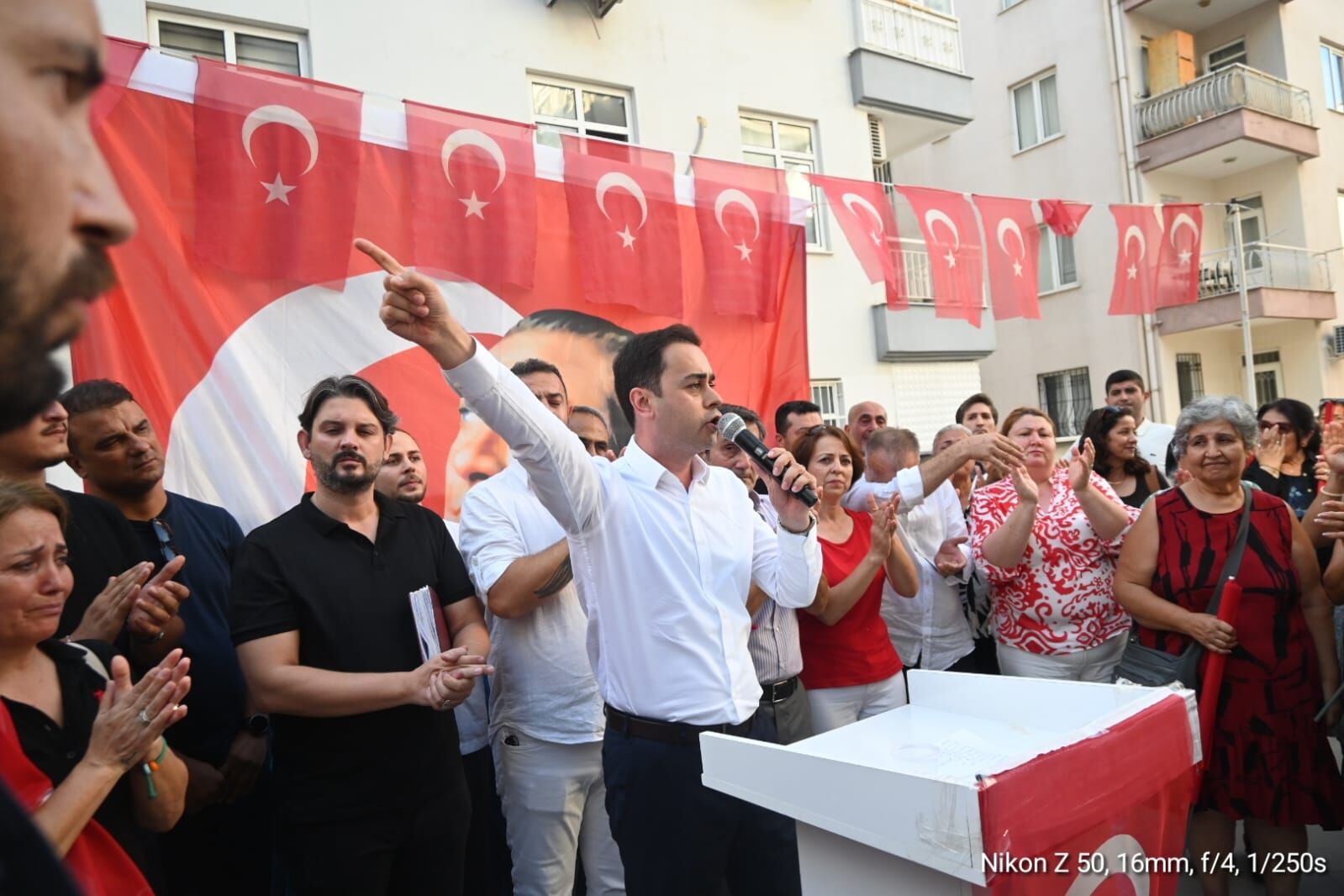 Chpden Istifa Edip Il Binasina Yuruduler (3)