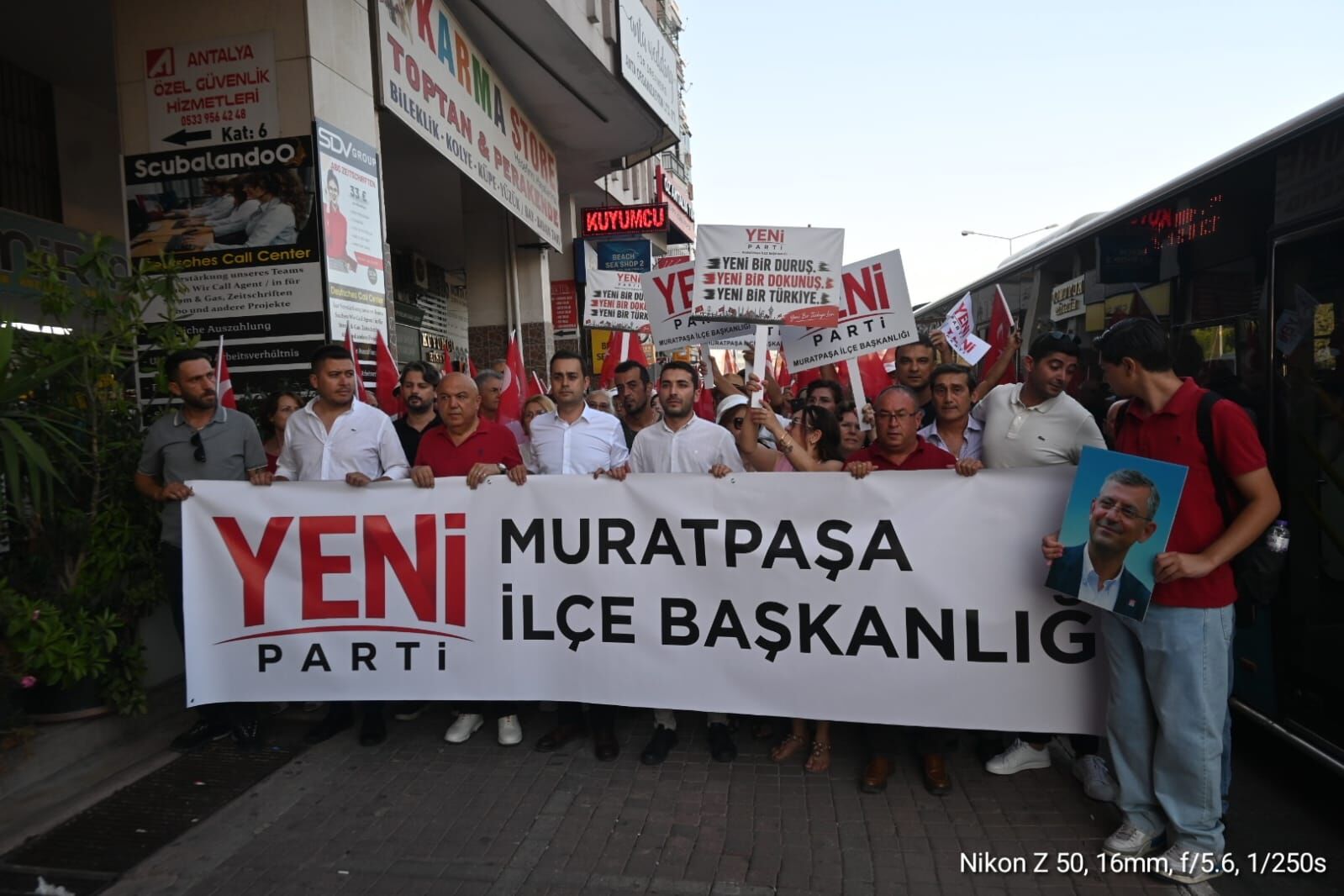 Chpden Istifa Edip Il Binasina Yuruduler (7)