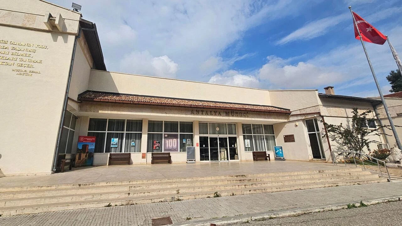 Chp’li Arı Yeni Antalya Müzesi’nin Akıbetini Sordu (3)
